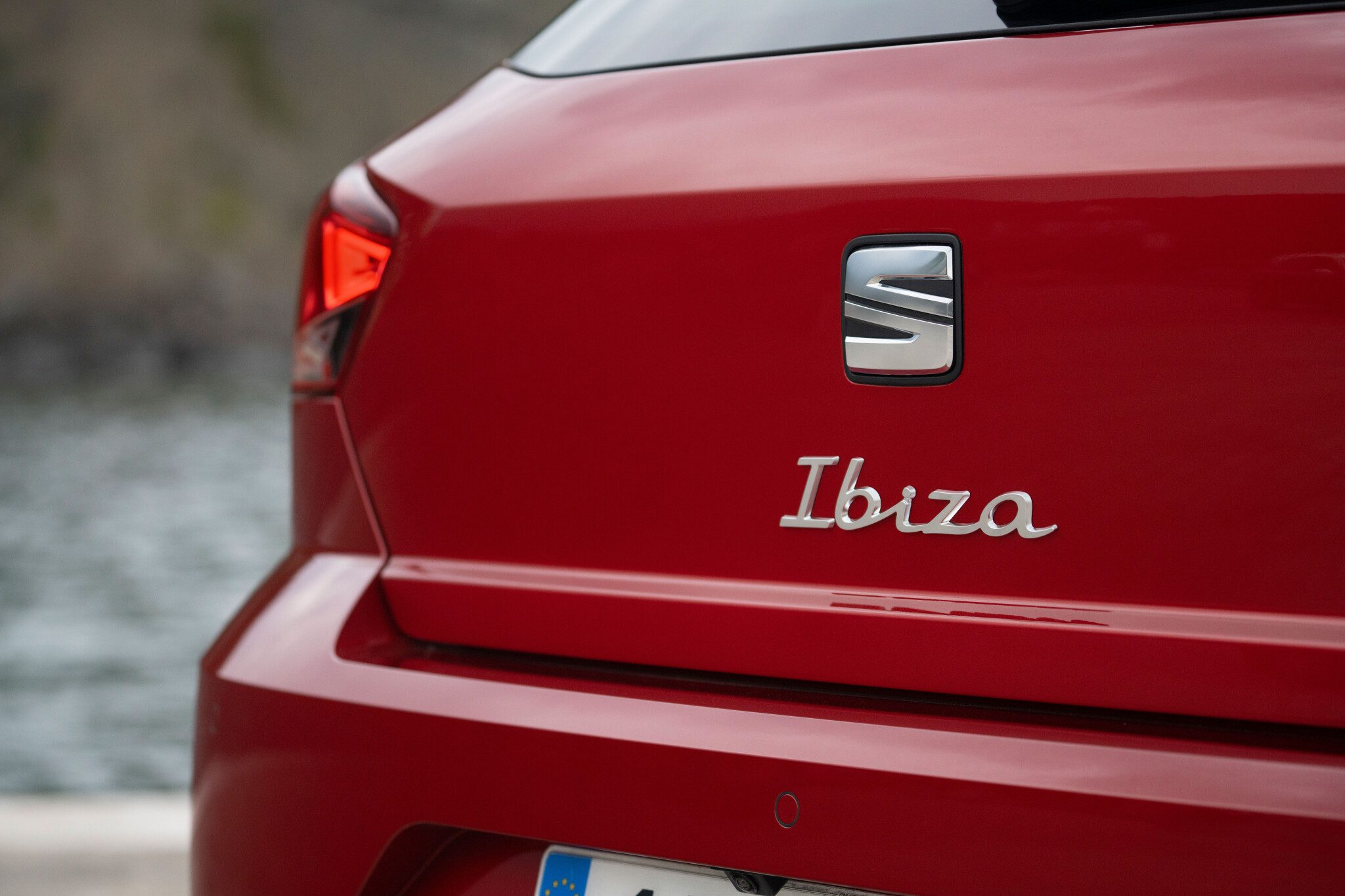 SEAT Ibiza logo trasero